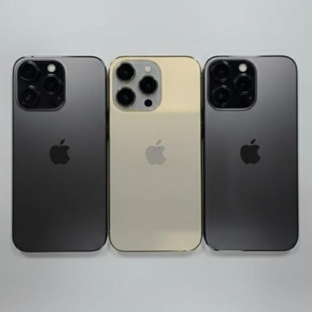 PHONE 13P 128 VITRINA